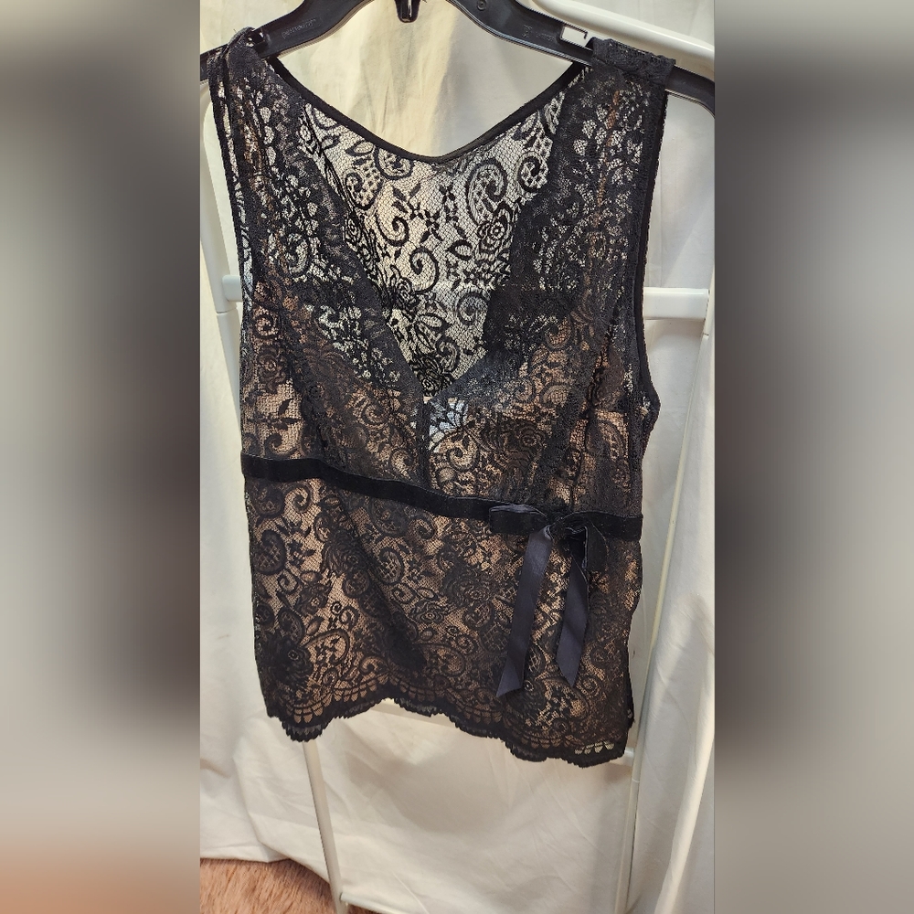 ANN TAYLOR LOFT TOP